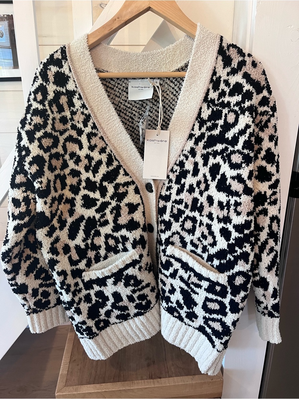 Kashwére Black & Cream Leopard Print Button Cardigan